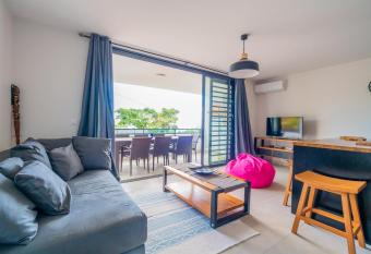 The Airport Taimiti Lodge in Faaa wPool has Balcony rooms