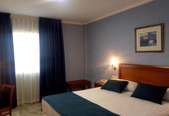 Hotel Bartos allows 18 year olds to book a room