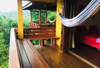 Sea View Villa Kantiang Bay allows 18 year olds to book a room