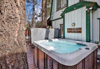 2028 - Whiskey Mountain Lodge home has Balcony rooms