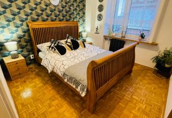 Apartament w centrum has Balcony rooms