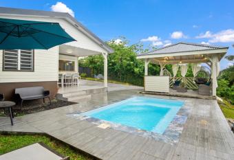 Le Havre Vert avec Piscine et Ev  nements autoris  s allows 18 year olds to book a room