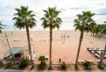 Villasun palmera beach has Balcony rooms