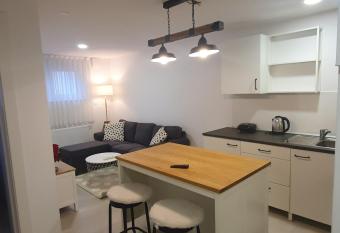 Cosy 35m2 appartment allows 18 year olds to book a room