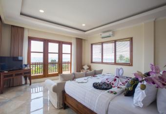 Ayda Villa Sanur has Balcony rooms
