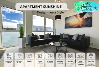 Apartment Sunshine - 100 m bis zum Bodensee allows 18 year olds to book a room