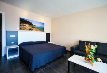 Hotel Acacias Suites & Spa has Balcony rooms