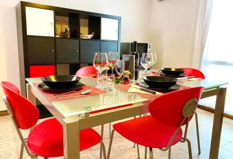 HOME - Alessandra Holiday House has Balcony rooms