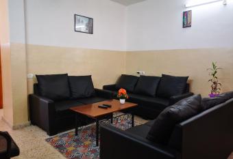 YCC Guesthouse has Balcony rooms