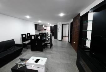 Departamento de lujo Condominio ADMIRA has rooms with a private hot tub