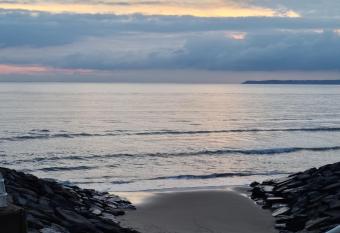 Sea Escape Aberavon Beach has Balcony rooms