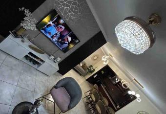 Hermoso Apto en Zona Oriental has Balcony rooms