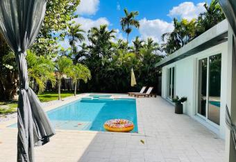 Zen Style Villa with pool, riverfront & fast wifi has rooms with a private hot tub