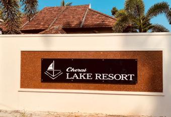 CHERAI LAKE RESORT has Balcony rooms