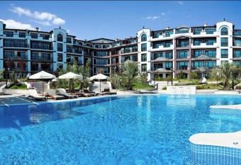 Boutique Rose Gardens Pomorie has Balcony rooms