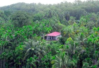 The Escape - Private Farm House has Balcony rooms