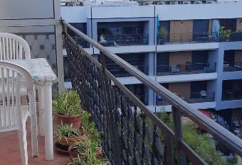 Croisette immo 1 chambre Cirodde allows 18 year olds to book a room