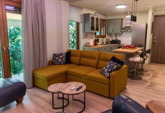 MOUNTVIEW has Balcony rooms