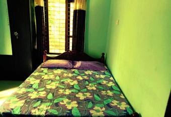 TNT home stay varkala allows 18 year olds to book a room
