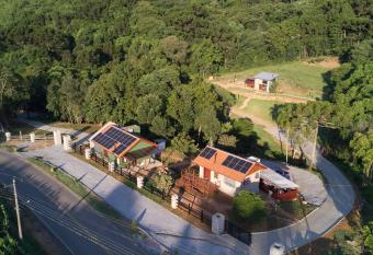 L esperienza - Pousada Butique - Ecoturismo allows 18 year olds to book a room