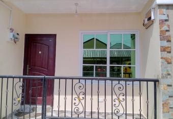 Iron City has Balcony rooms