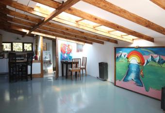 Entre Lagos y Monta  as has Balcony rooms