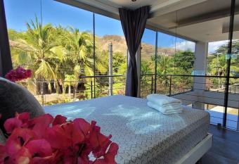 Villa a Playa Ocotal has Balcony rooms