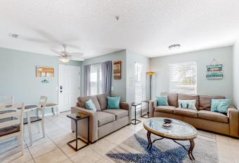 Gulf Island 412 has Balcony rooms