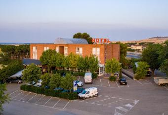 La Colina has Balcony rooms