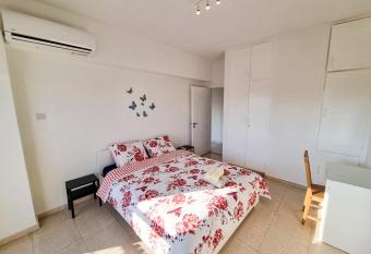 City View Rooms allows 18 year olds to book a room