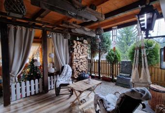 Apartmani Kubo has Balcony rooms