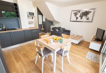 T2 Premium, balcon, Cit   de la Voile, la Base - Lorient par Groom* has Balcony rooms