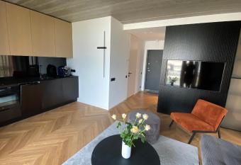 J. Ralio apartamentai allows 18 year olds to book a room