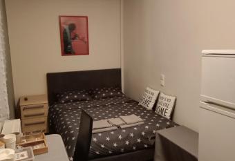 Giorgos studio Trikala has Balcony rooms