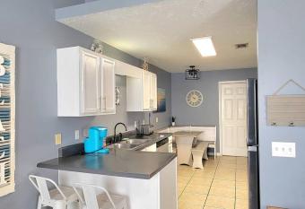 Blue Sea Rentals allows 18 year olds to book a room