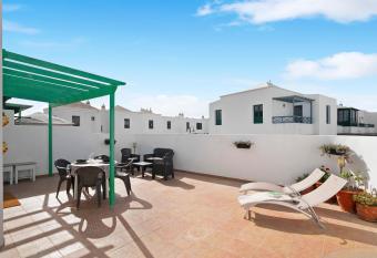 Gemma has Balcony rooms