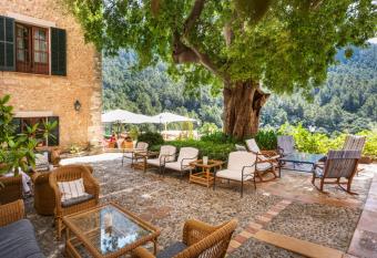 Hotel Rural S Olivaret & Spa has Balcony rooms