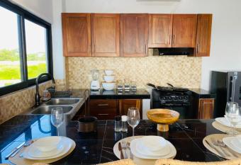 Casa Vista Del Rey has Balcony rooms