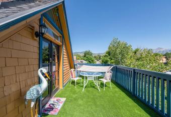 The Birds Nest - Sugar House / SLC has Balcony rooms