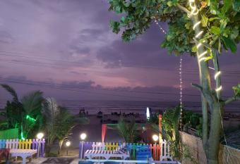 The Villa Rodrigues has Smoking rooms