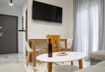 Suite Apartment Siatista has Balcony rooms