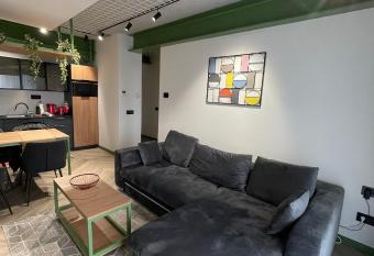 Luxury by The Lake Ap 25 has Balcony rooms