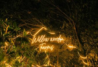 Willow Woods Farm house, Gurugram has Smoking/Balcony rooms