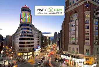 Vincci Capitol has Balcony rooms
