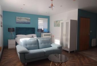 Dandy Lodge, Bowness-on-Solway has Balcony rooms