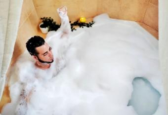 Romantic Getaway PR - Stay & Spa allows 18 year olds to book a room