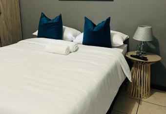 Braelyn_airbnb allows 18 year olds to book a room