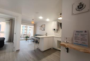 JR apartment albir allows 18 year olds to book a room