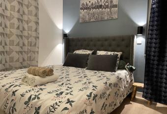 Pretty villa Paris (15min) & Orly / Seine view has Balcony rooms