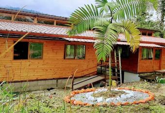 Sendero de las aves has Balcony rooms